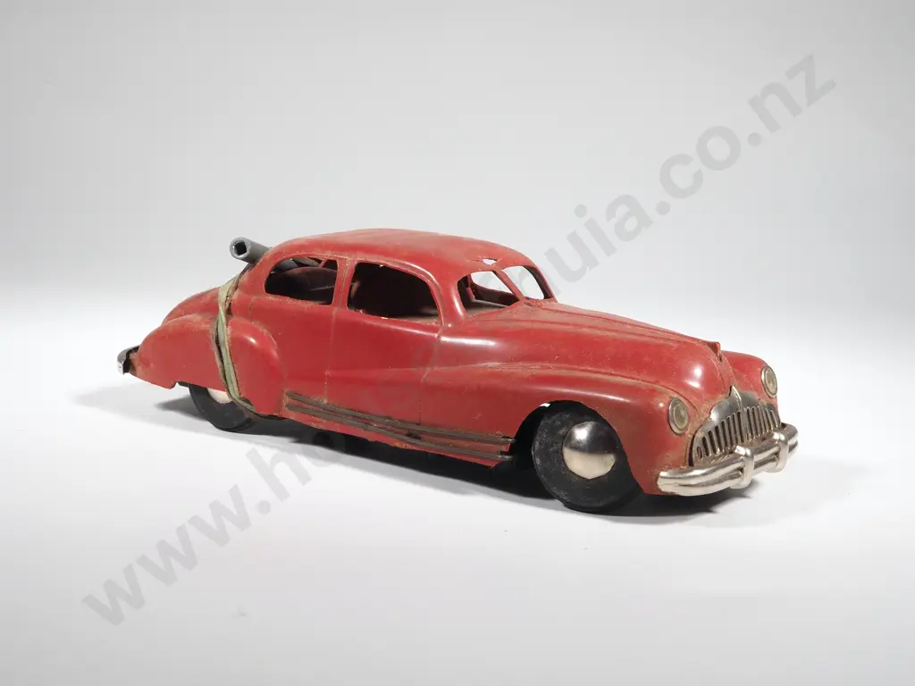 Tri-Ang Minitoys Wind Up Model Car - Minic Image 1++