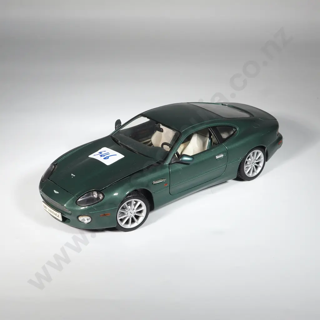 Maisto Aston Martin DB7 Vantage. 1:18. A/F. Image 1++