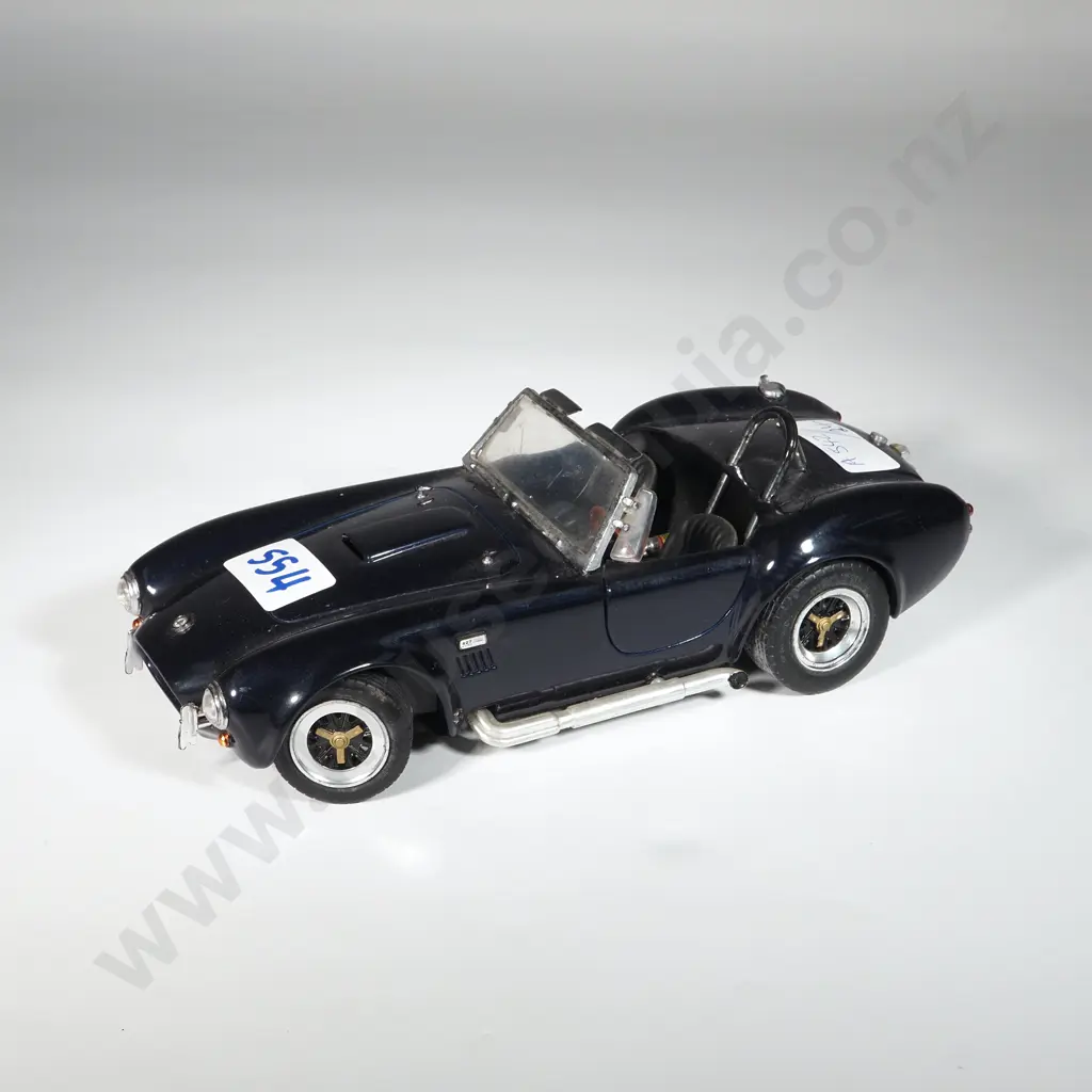 Road Tough Shelby Cobra 427 S, No 92058 1:18. A/F Image 1++