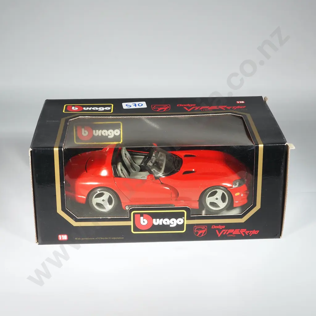 Boxed Bburago Dodge Viper RT/10, 1:18. A/F. Image 1++
