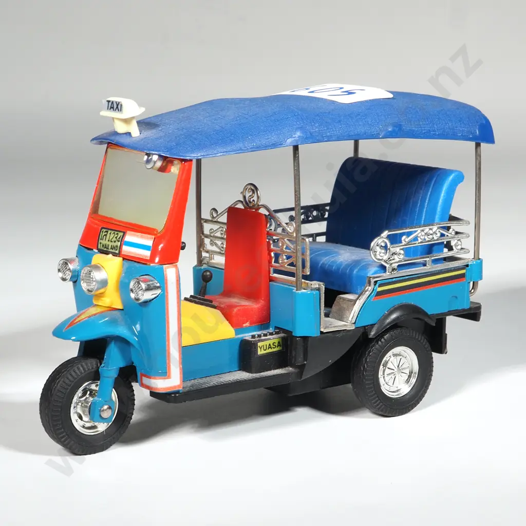 Jerry Souvenir Thai Tuk Tuk Taxi Image 1++