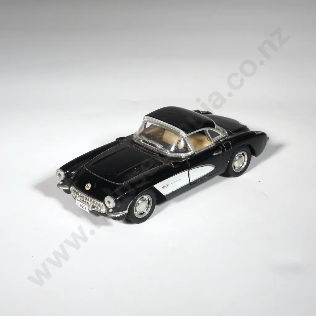 Kinsmart 1957 Chevrolet Corvette KT5316  1/34. Image 1++