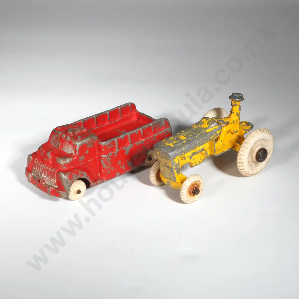 Fun Ho Yellow Tractor & Red Fire Engine Image 1++