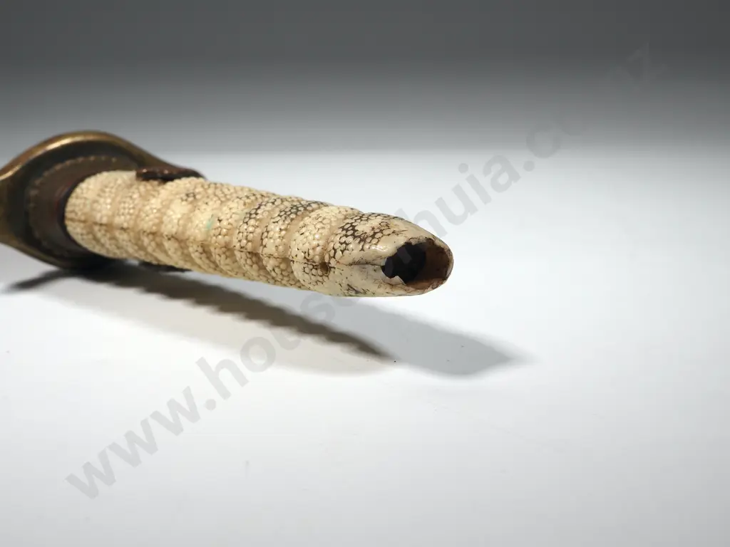 Japanese WWII Naval Dirk - No Scabbard Image 1++