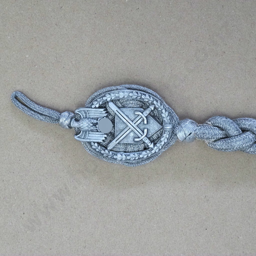 WW2 German 2nd Design Army Shooting Lanyard  Image 1++