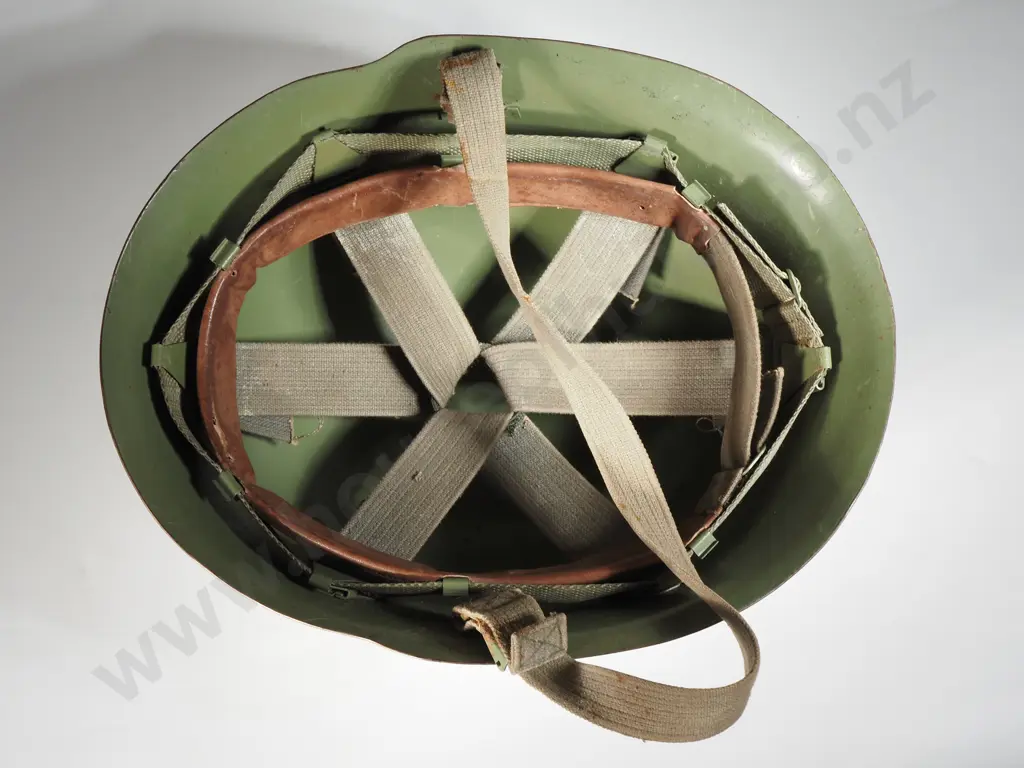 Cold War East German Tin Helmet  Image 1++
