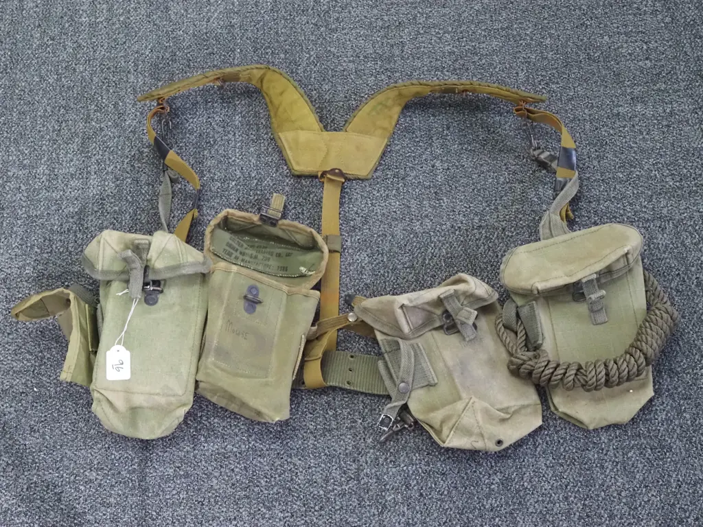Early New Zealand Military Belt w Pouches (One Dated 1986) and Toggle Rope Image 1++
