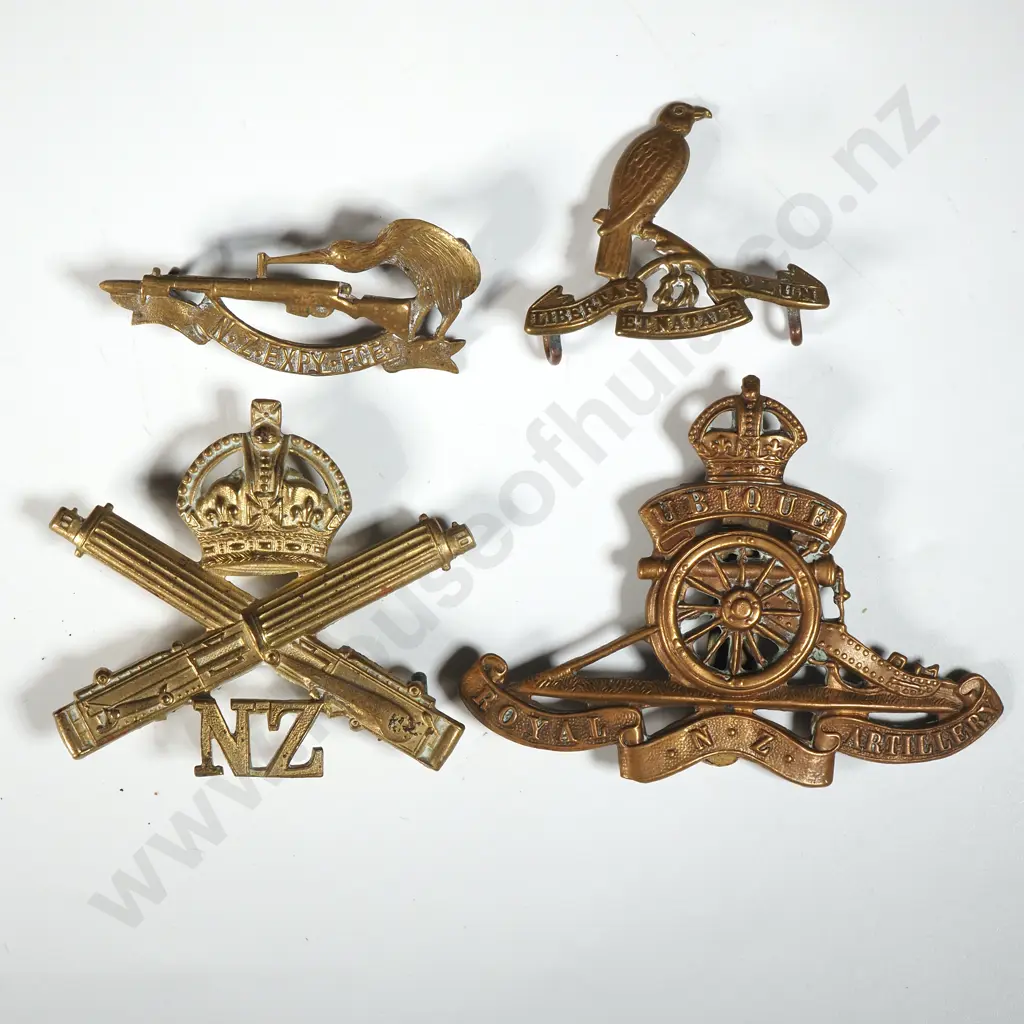 Assorted Lot of New Zealand Badges Image 1++