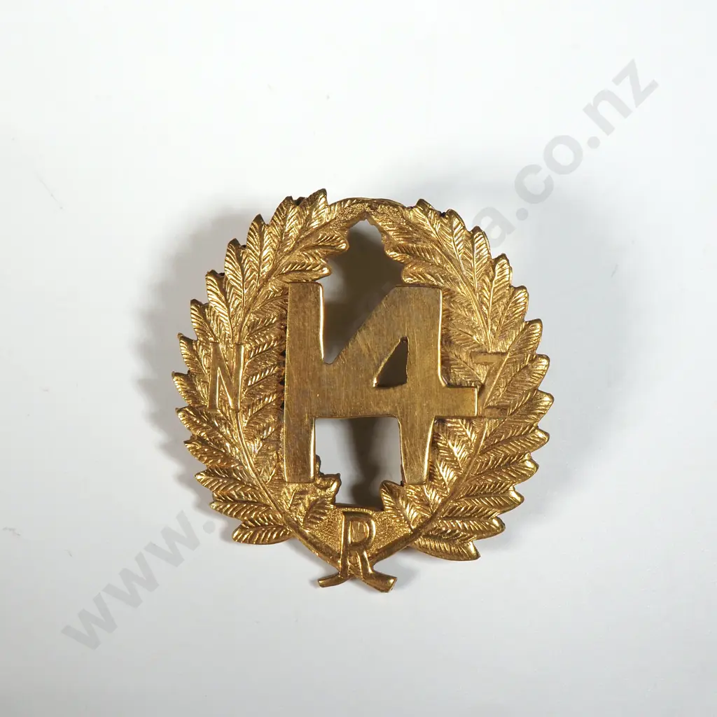 Gilt 14th Reinforcements Sweetheart Badge Image 1++