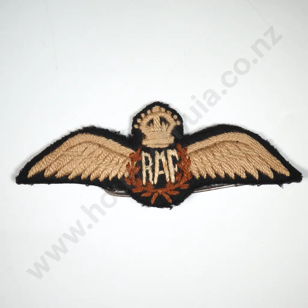WW2 RAF Pilots Wings  Image 1++