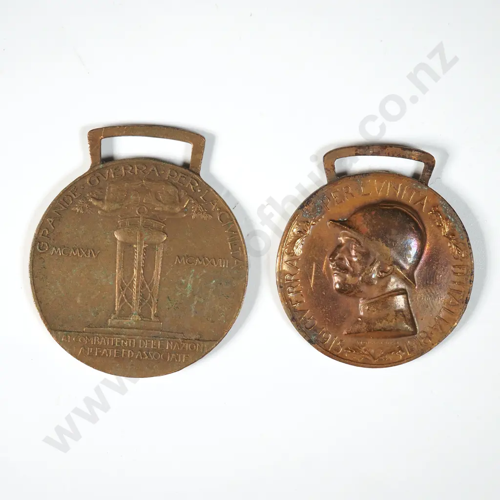 Two WW1 Italian Medals  Image 1++