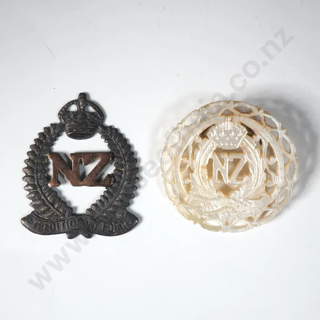 Sterling SIlver & 9ct Gold WW1 Sweetheart & Mother of Pearl Sweetheart Badge - First missing pin Image 1++