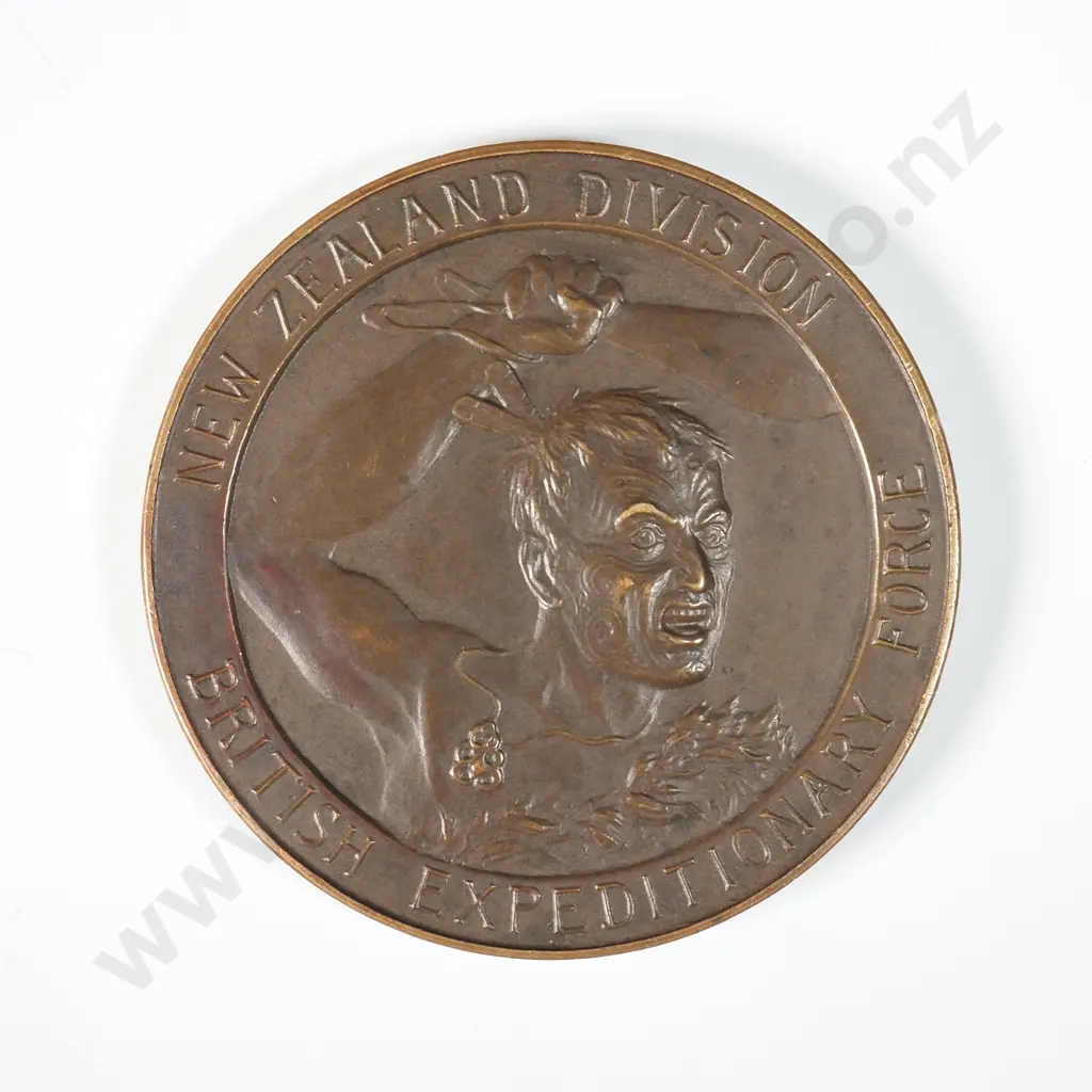 NZEF Spink Runner Up Prize Medal for Divisional Boxing Championships - Private Craig NZ Div Train Image 1++