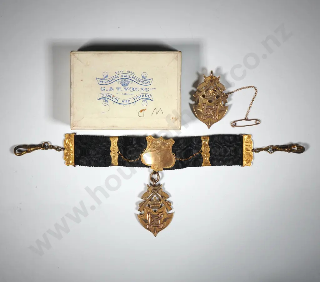 Two WW1 Return Fobs to Two Brothers - One KIA in 9ct Gold from Tahakopa  Image 1++