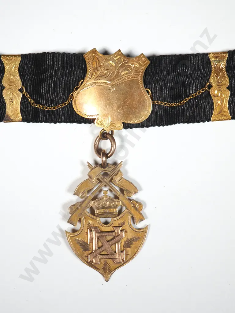 Two WW1 Return Fobs to Two Brothers - One KIA in 9ct Gold from Tahakopa  Image 1++