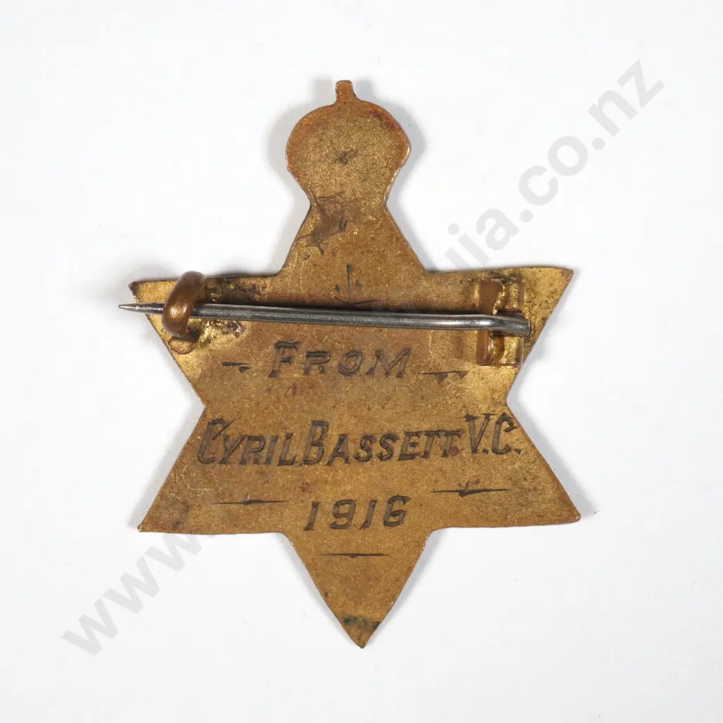 Exceptional Enamelled ANZAC Pin - From Cyril Bassett VC 1916  Image 1++