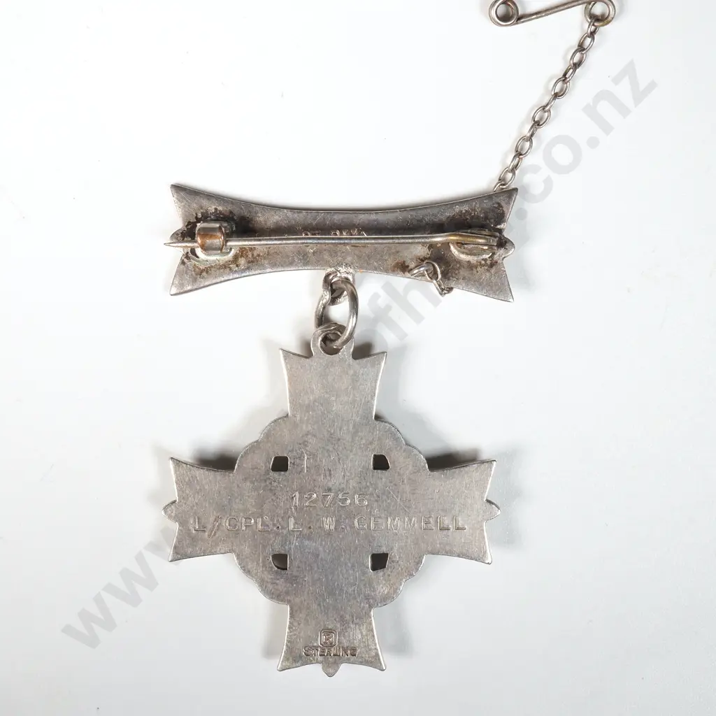 WW2 New Zealand Memorial Cross to L/CPL L W Gemmell Image 1++