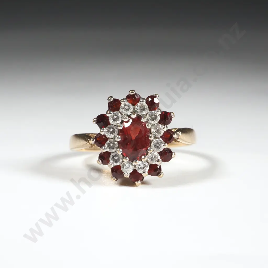 9ct Gold & Gem Ring Image 1++