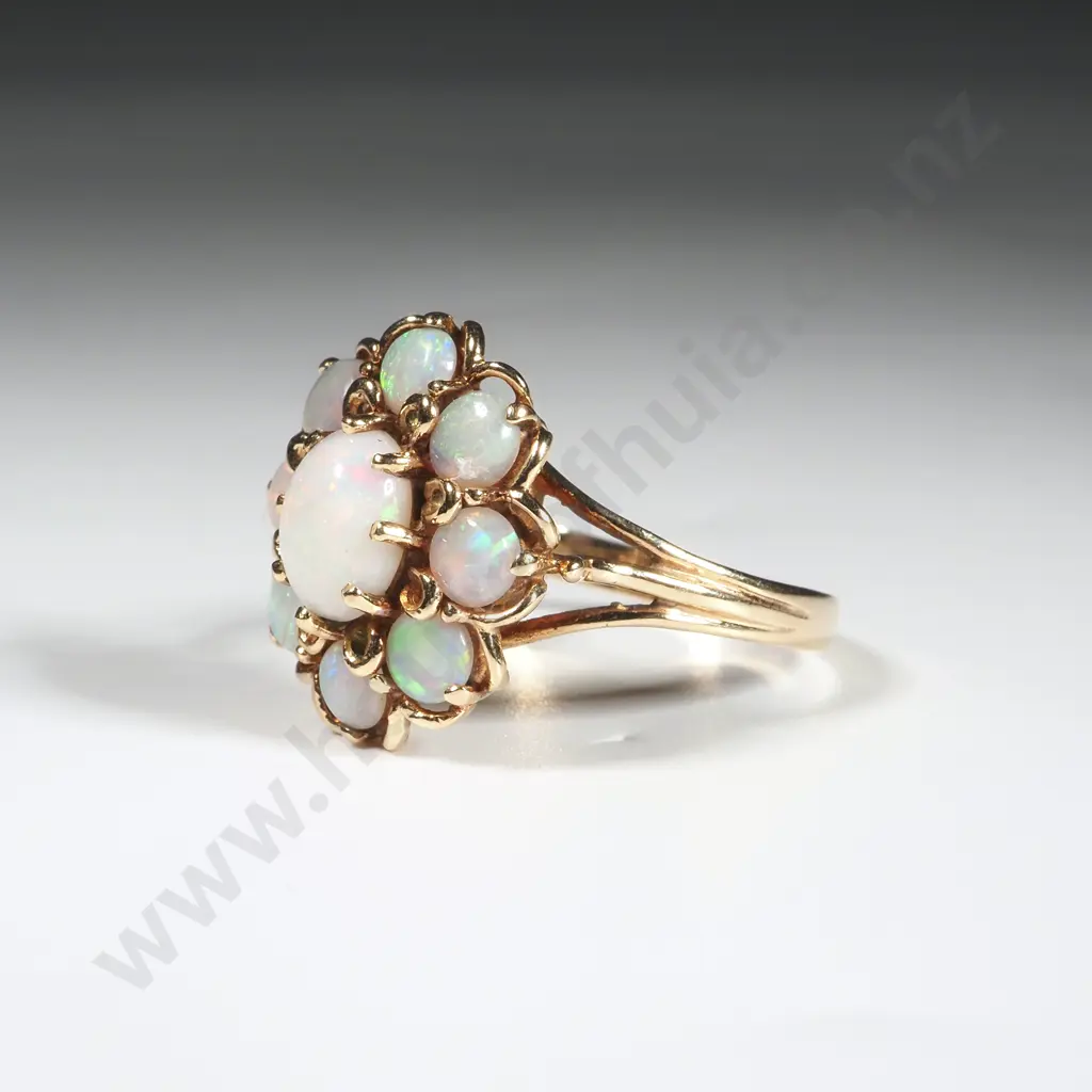 9ct Gold & Solid  Opal Flower Cluster Ring Image 1++