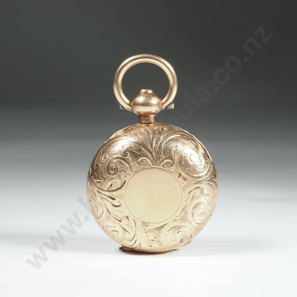 Rolled Sovereign Case With Allover Scroll Decoration  Image 1++