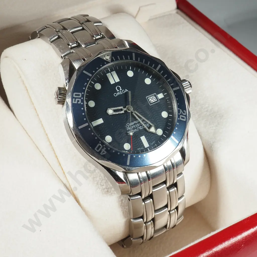 Omega Sea-master 300m Divers Wrist Watch Image 1++