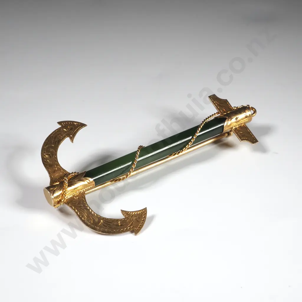 Greenstone & Engraved 9ct Gold Anchor Brooch. Marked R. Bros Image 1++