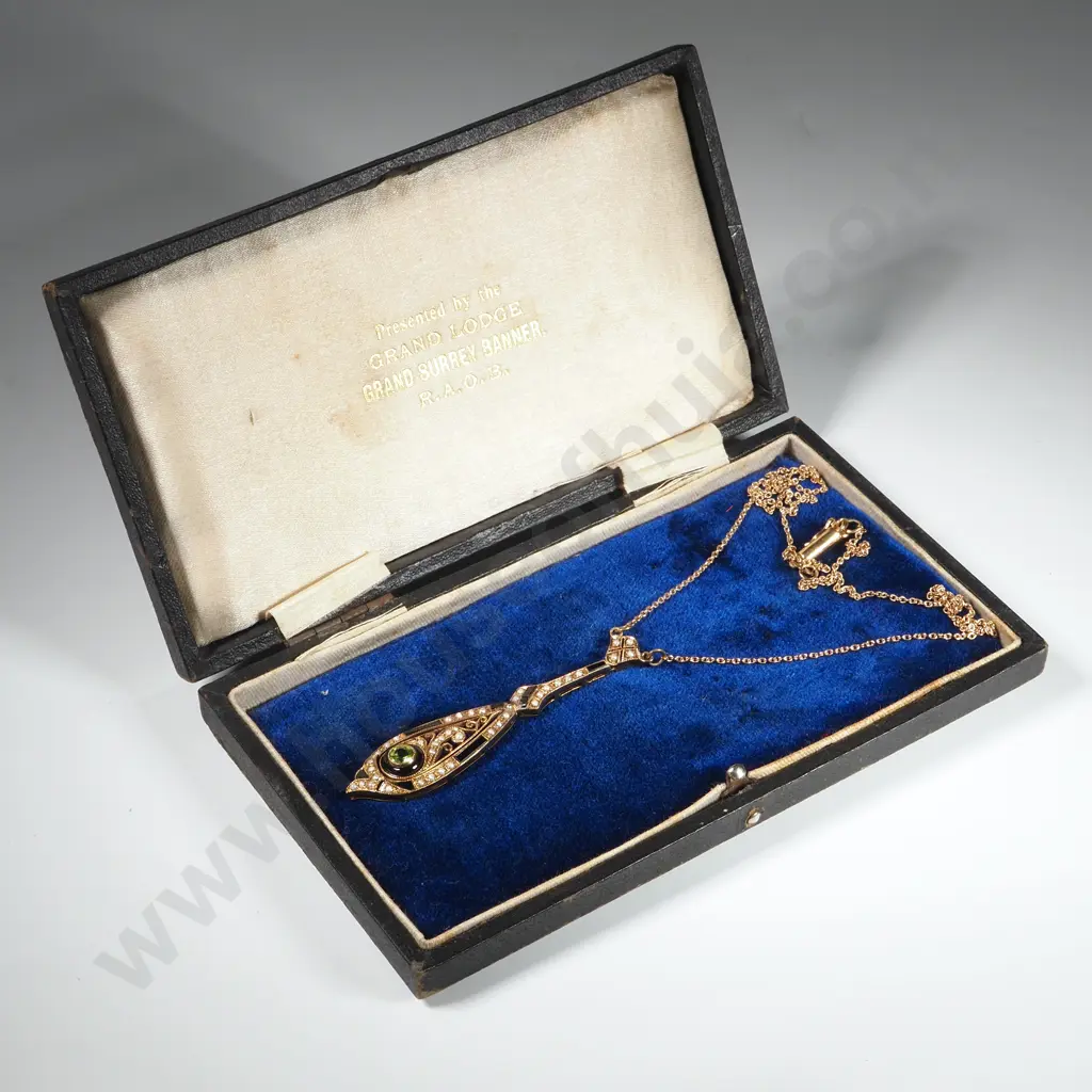 9ct Edwardian Enamel, Peridot & Seed Pearl Pendant Image 1++