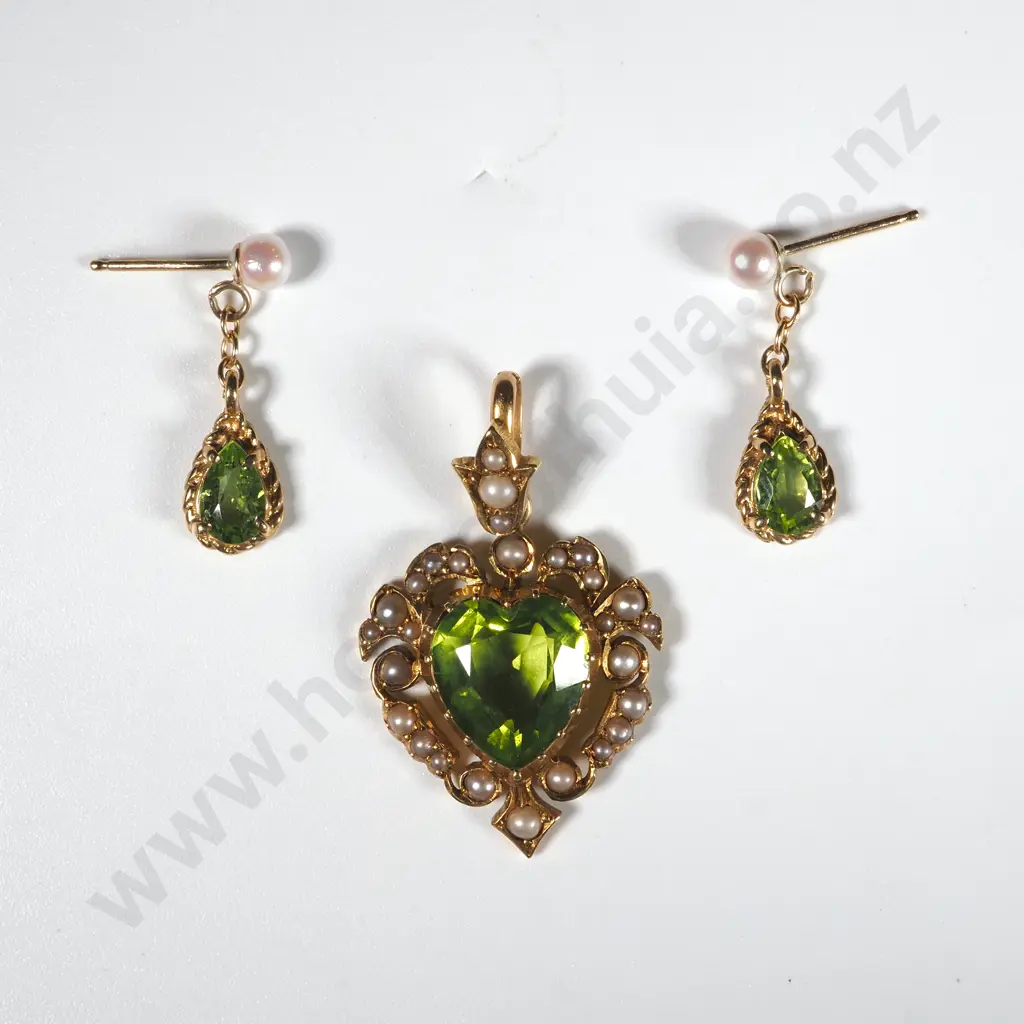 Edwardian 15ct Gold, Peridot Seed Pearl Heart Shaped Pendant & Earrings Image 1++