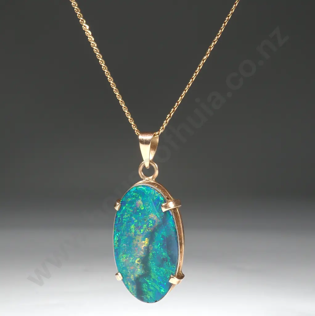 9ct Fold Opal Doublet Pendant With 9ct Gold Chain Image 1++