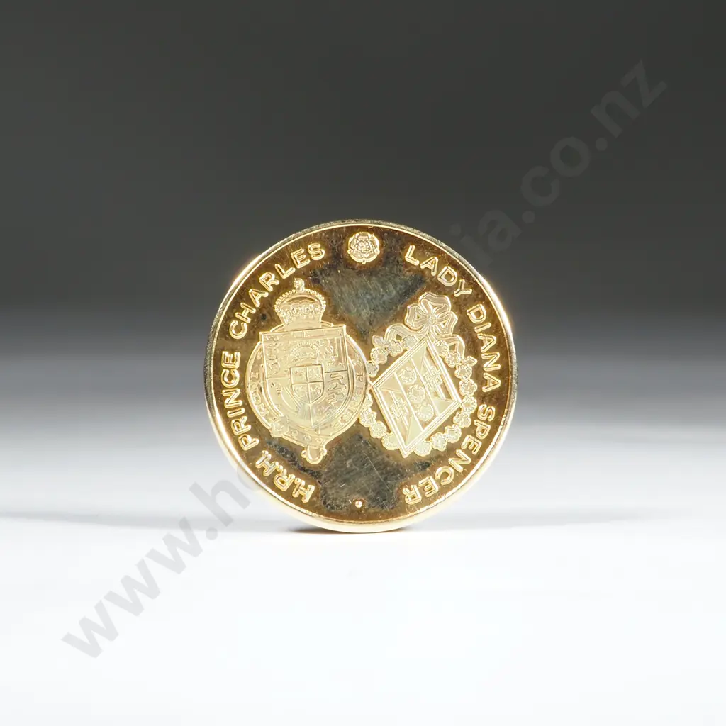 9ct Gold 1981 Royal Wedding Commemorative Coin Image 1++