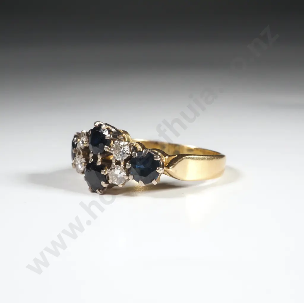 18ct Gold, Diamond, & Sapphire Ring Image 1++