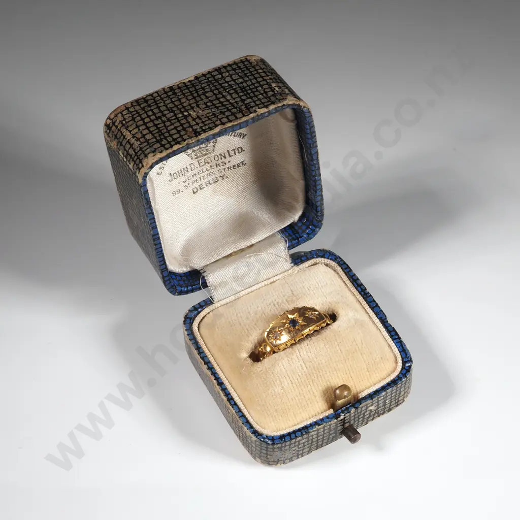 18ct Gold Sapphire & Diamond Ring in English Retailers Box Image 1++