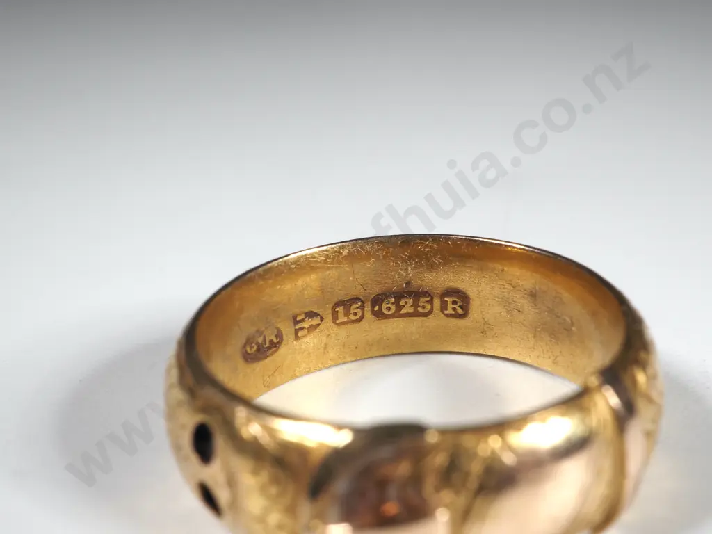15ct Gold Buckle Mourning Ring w English Hallmarks in Antique Auckland Retailers Box Image 1++