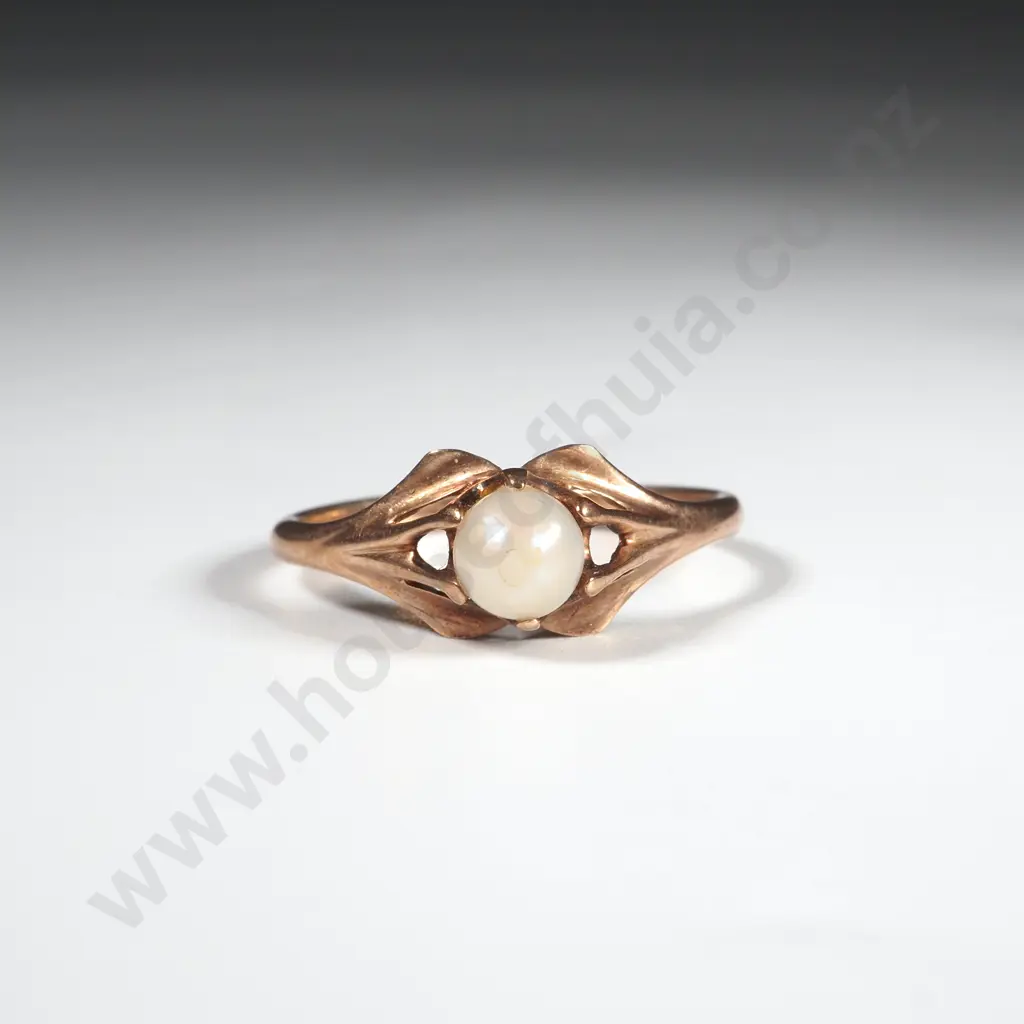 9ct Gold Pearl Ring Image 1++
