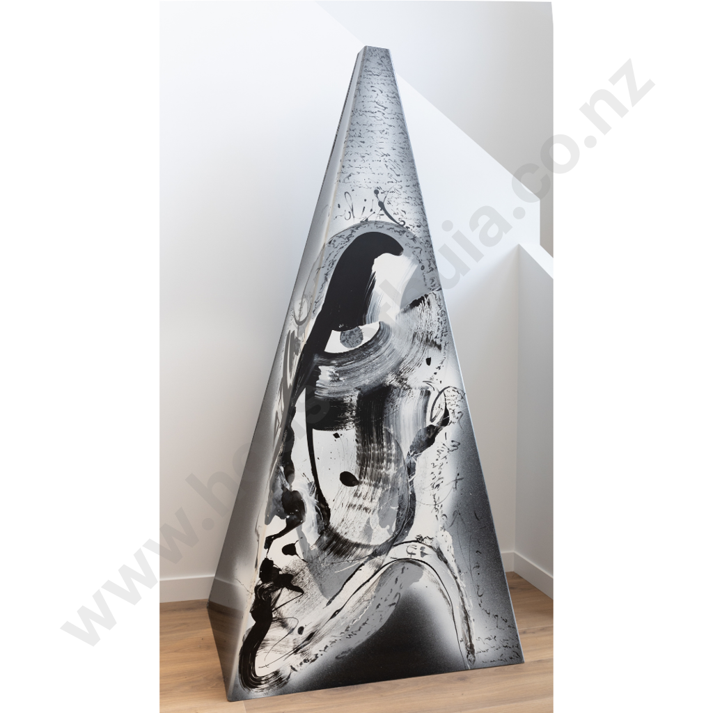 Cristina Popovici, Abstract Pyramid Image 1++