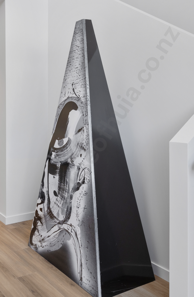 Cristina Popovici, Abstract Pyramid Image 1++