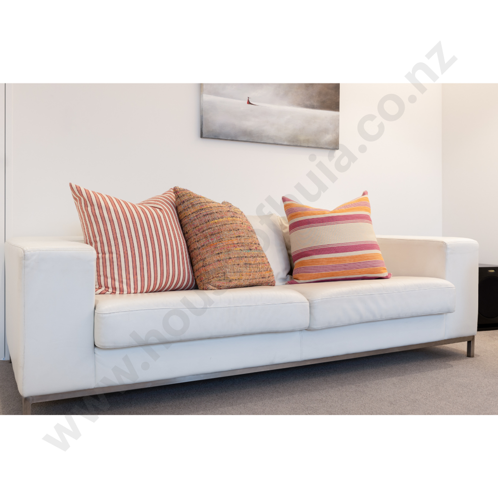 Trenzseater 3 Cushion White Leather Couch RP $7,500.00 Image 1++