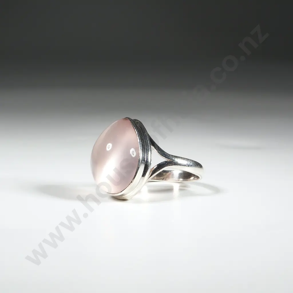 Sterling Silver & Rose Quartz Cabochon Ring Image 1++