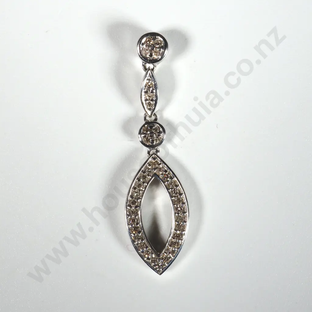 Modern 9ct White Gold & Diamond Pendant Image 1++