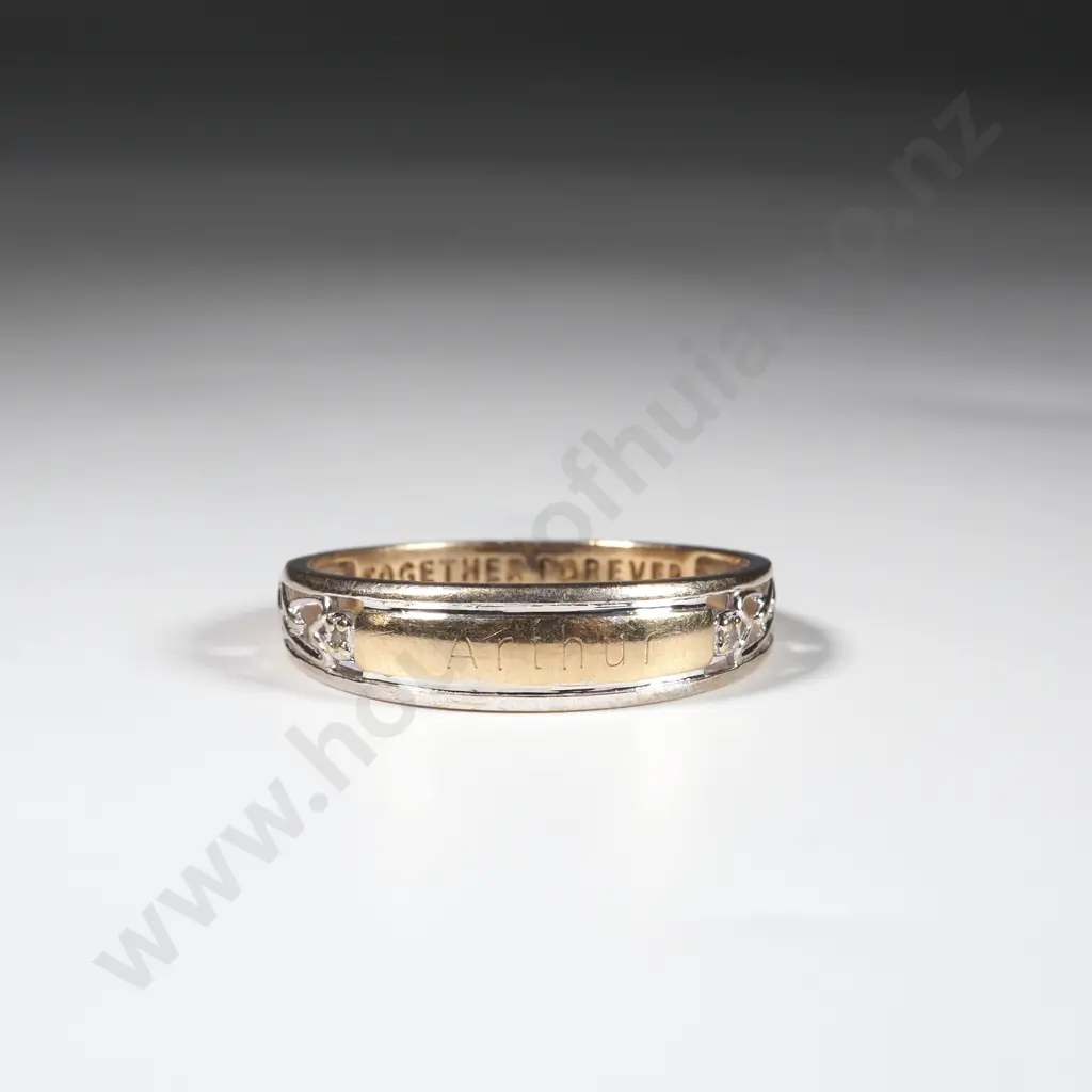 9ct Gold Ring Image 1++
