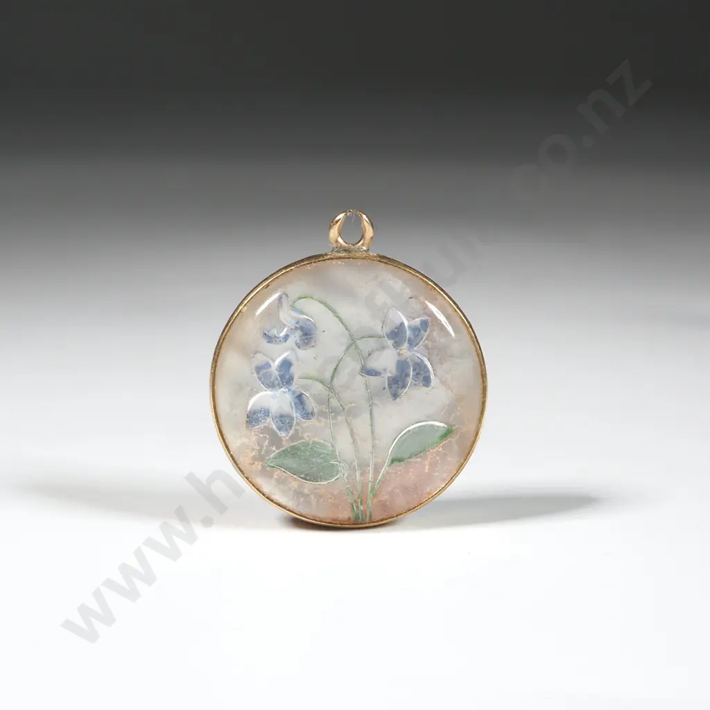 Antique 9ct Gold Pendant Image 1++