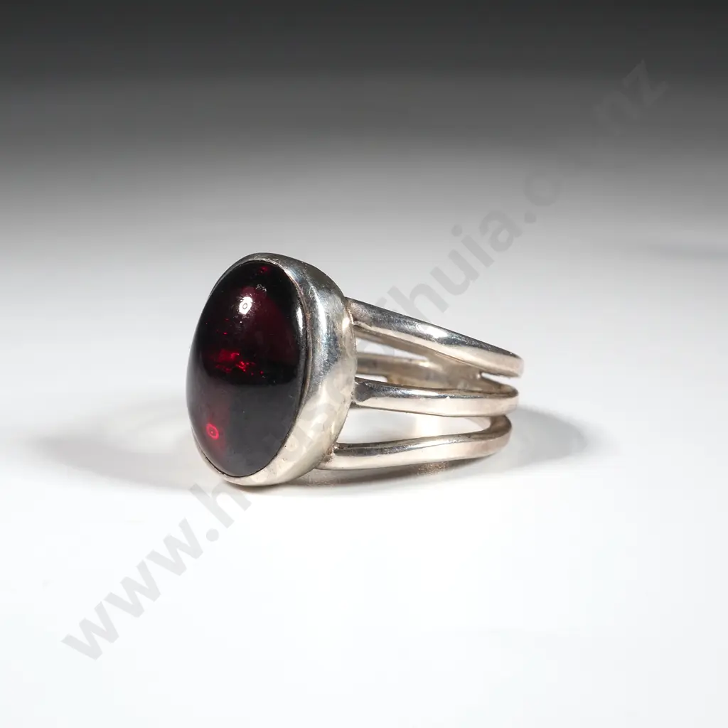 Sterling Silver Cabuchon Ring Image 1++