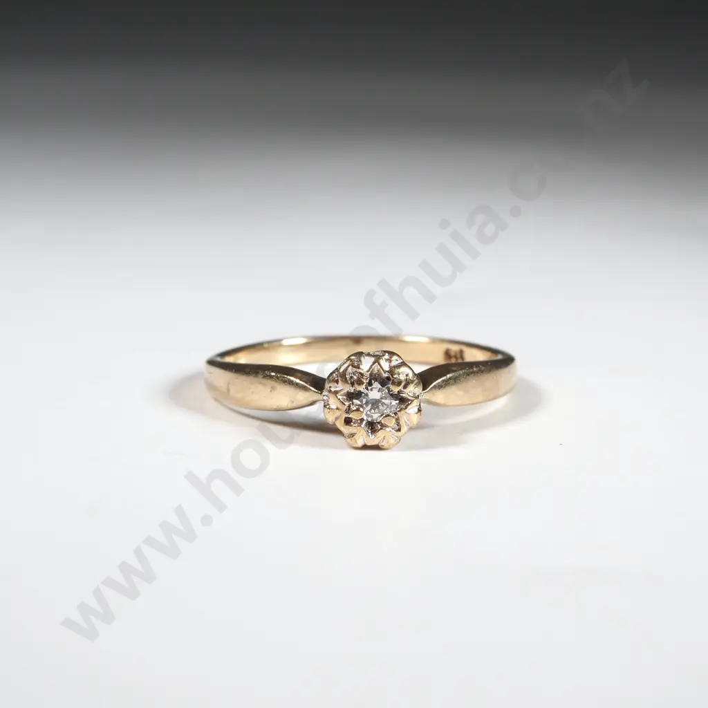 9ct Gold & Diamond Ring  Image 1++