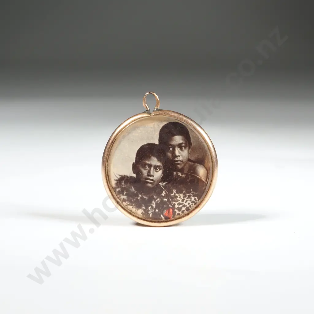 Antique 9ct Gold Photo Pendant. HM Birm 1899 Image 1++