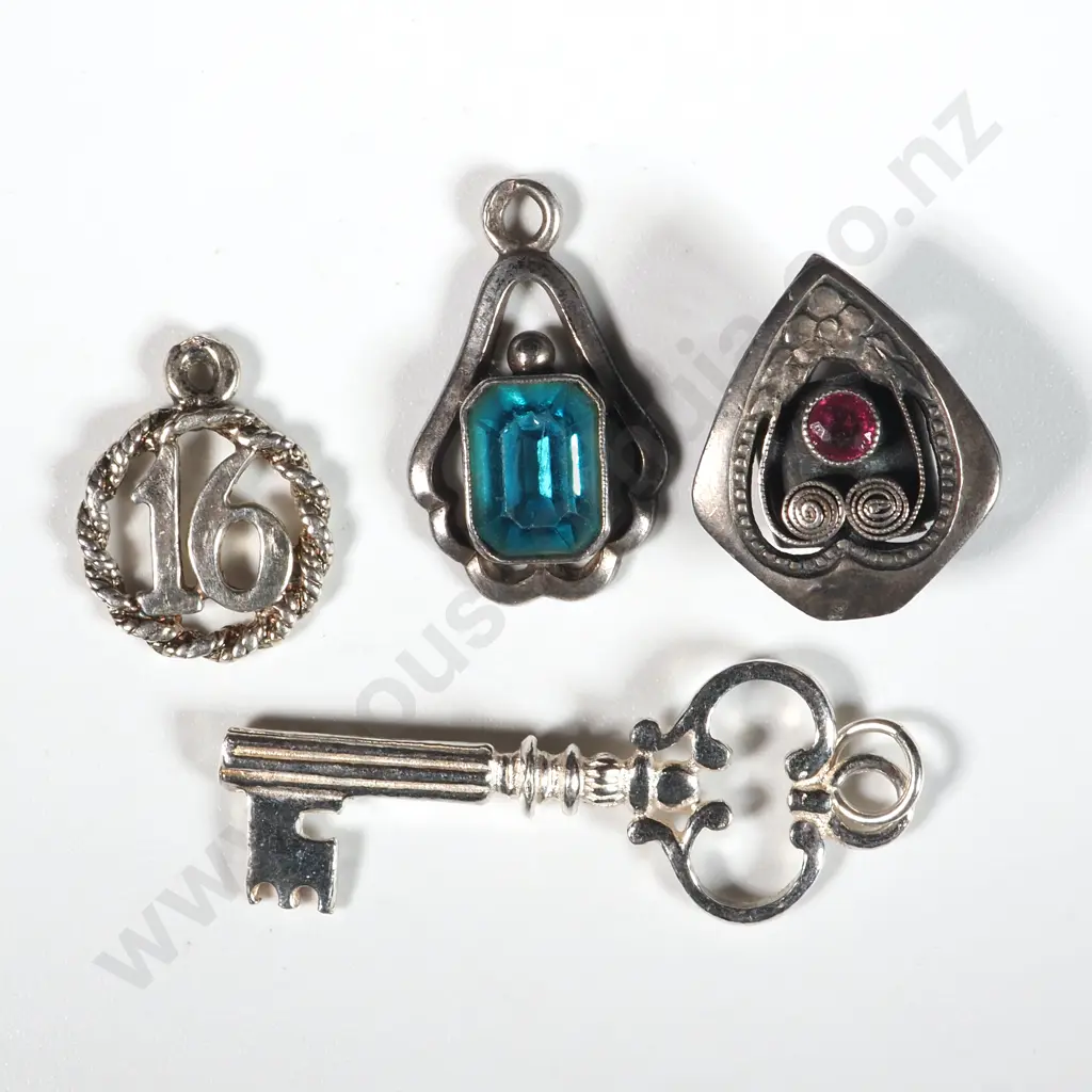 Four Sterling Silver Items to Include A Key, 16 Charm, Blue Stone Pendant Image 1++