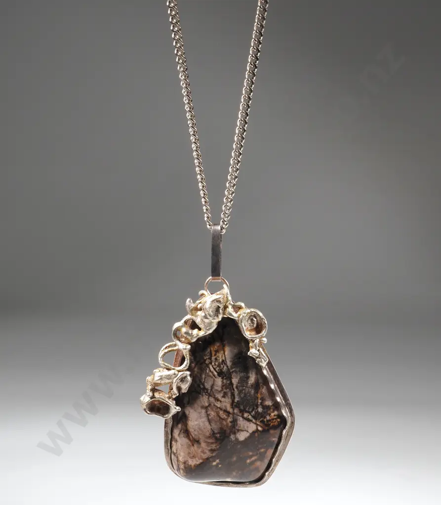 Sterling Silver  Large Moss Agate Pendant On Chain  Image 1++