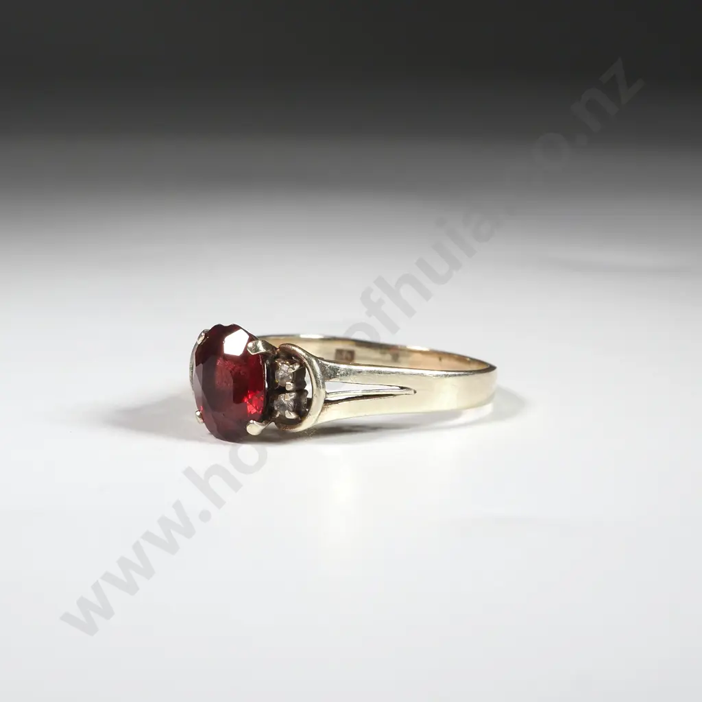9ct Gold Gem Ring Image 1++