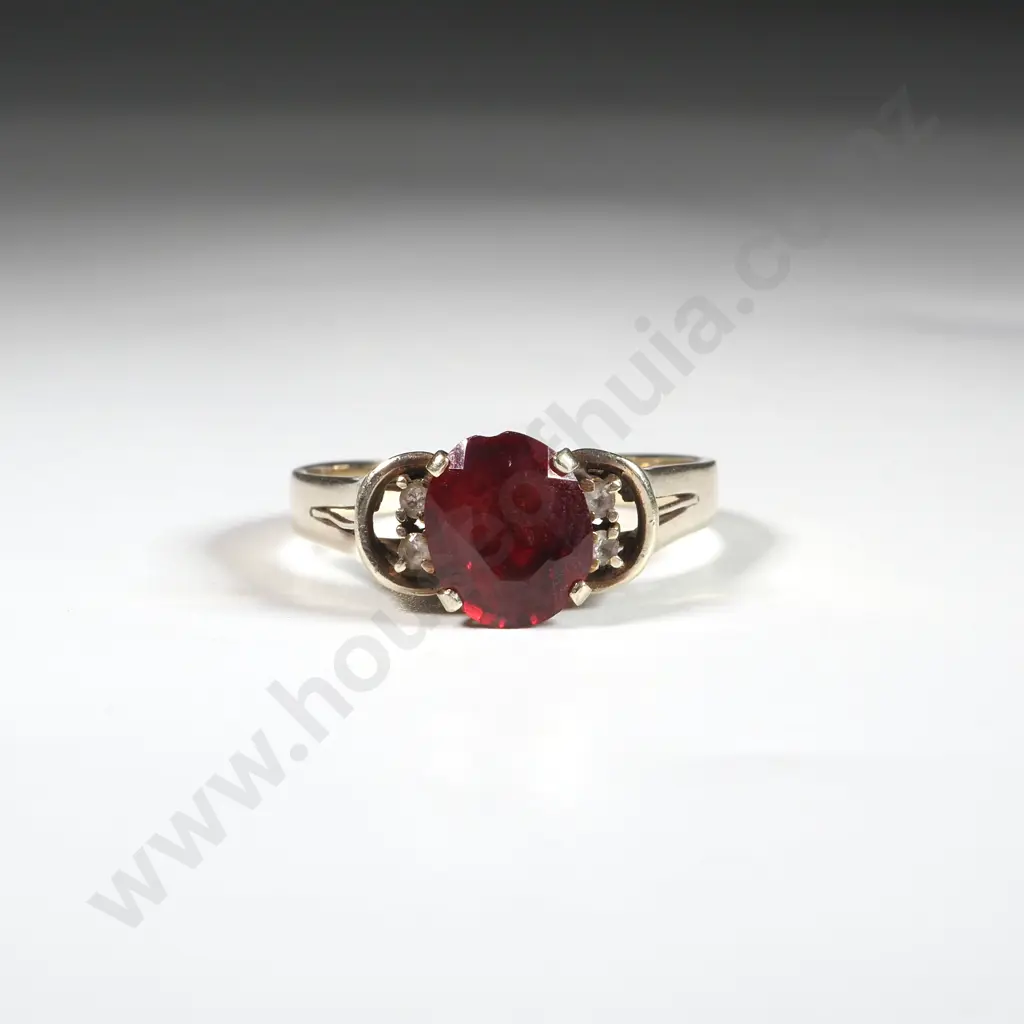 9ct Gold Gem Ring Image 1++