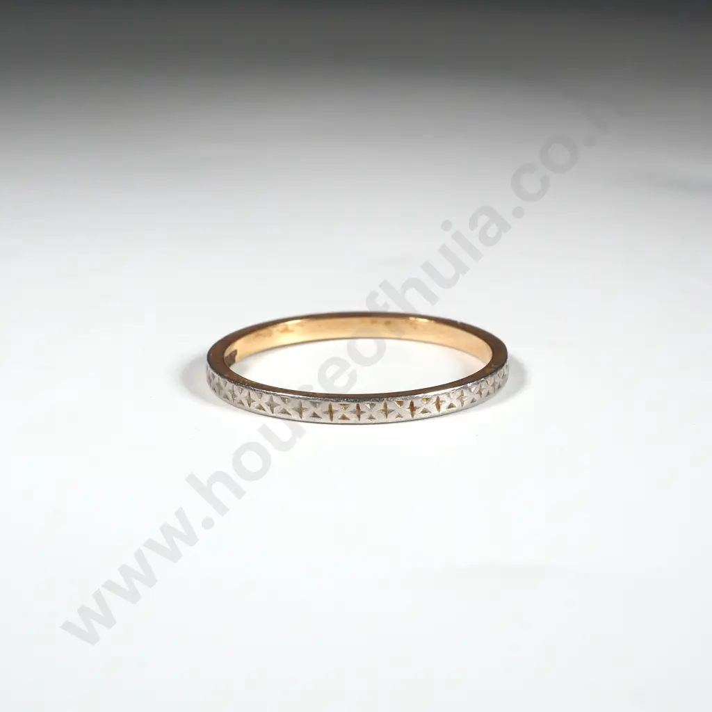 18ct Gold Platinum Wedding Band Image 1++