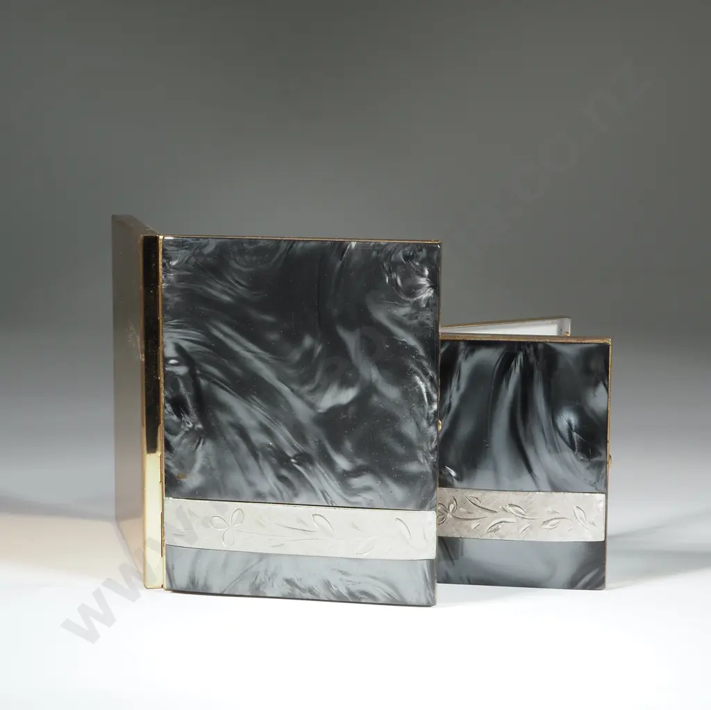 Vintage Engraved Marhill Fashioned Fifth Avenue Cigarette Case &  Compact with Mirror Image 1++